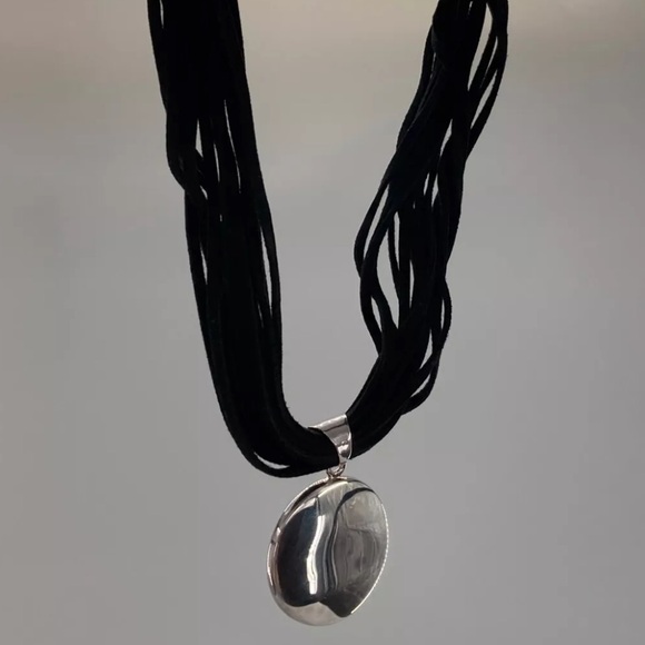 Silpada Village Black Suede Multi Strand Sterling Silver Disc Pendant Necklace - Picture 3 of 12